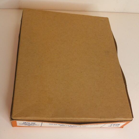 Hub Rite 50 Premium Sheet Protectors .005 Gauge Punched Edge 8.5 x 11 New - Picture 2 of 6